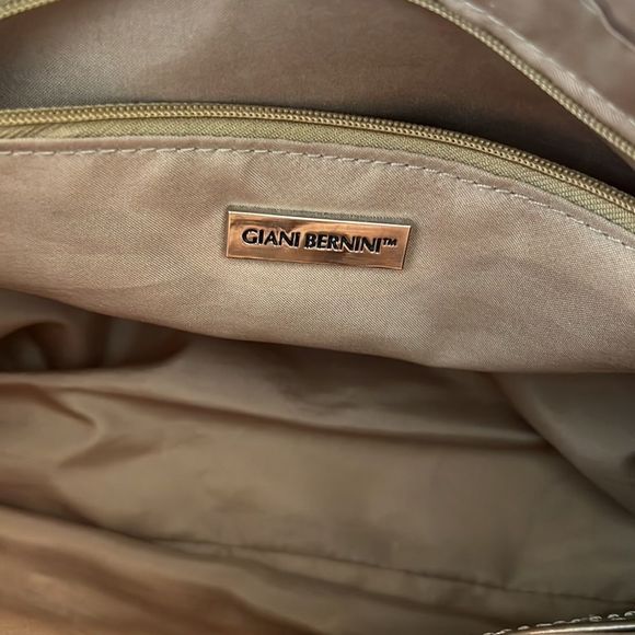 Giani Bernini Purse‼️  - Picture 6 of 10